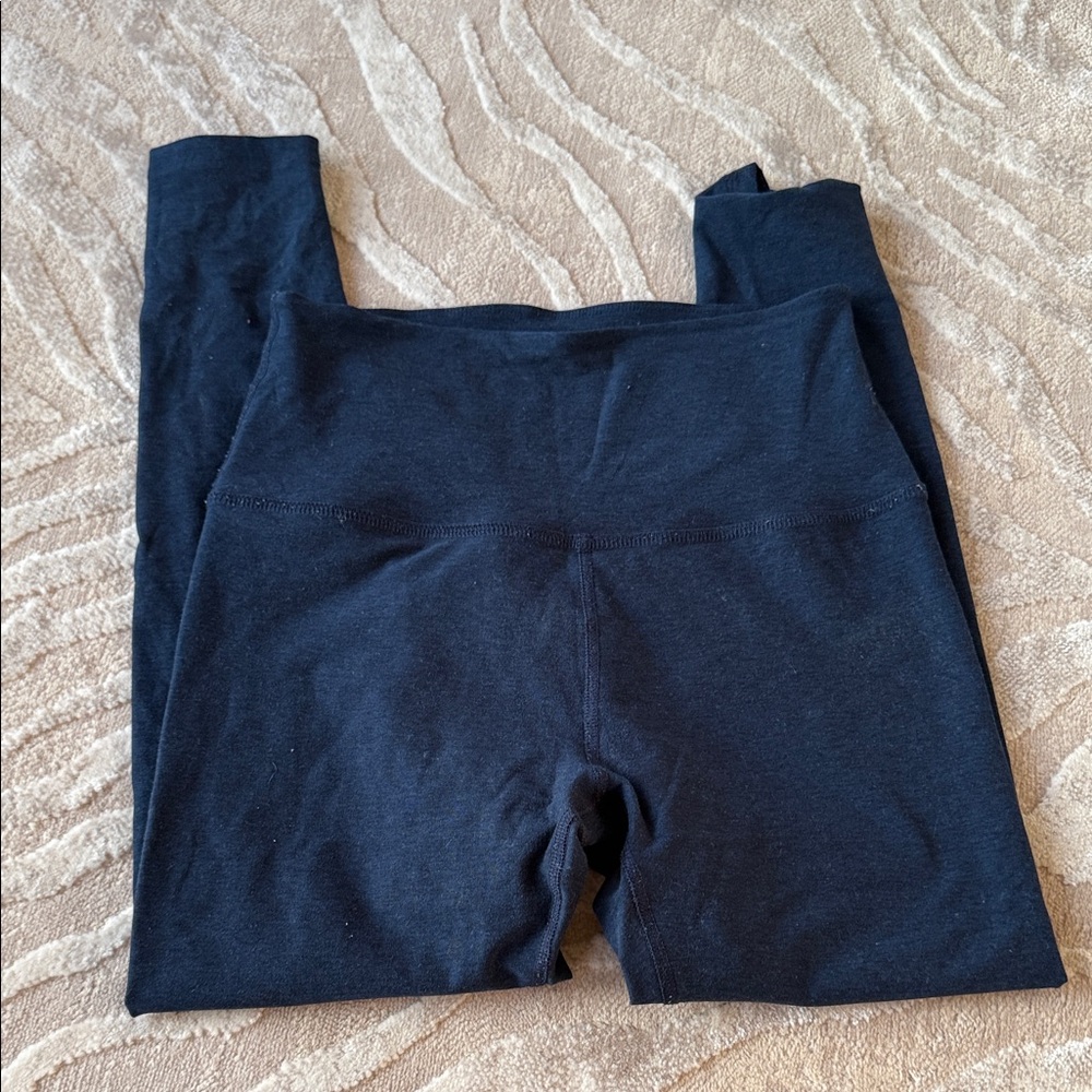 Beyond Yoga work out set - Picture 5 of 7